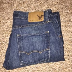 American Eagle Slim Straights Jeans